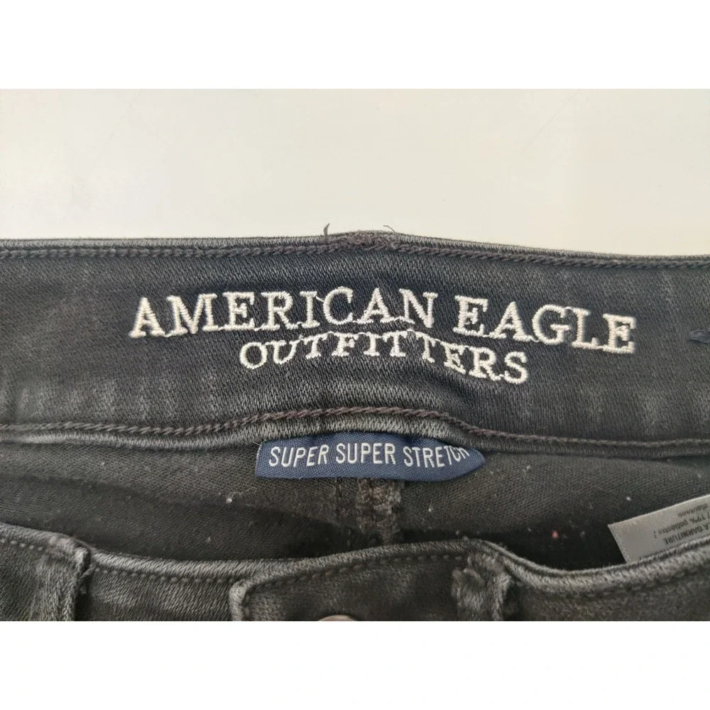 American Eagle Outfitters Jegging Crop Distressed Black Jeans Size 00 Regular